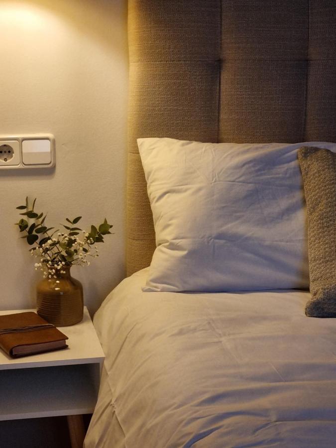 Cozy Apartment In The City Center Гранада Экстерьер фото