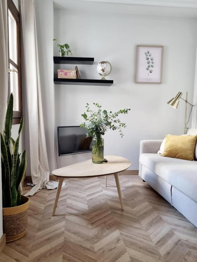 Cozy Apartment In The City Center Гранада Экстерьер фото